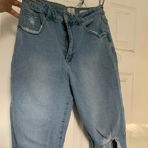 Cotton On Lightwash Skinny Jeans with Rips